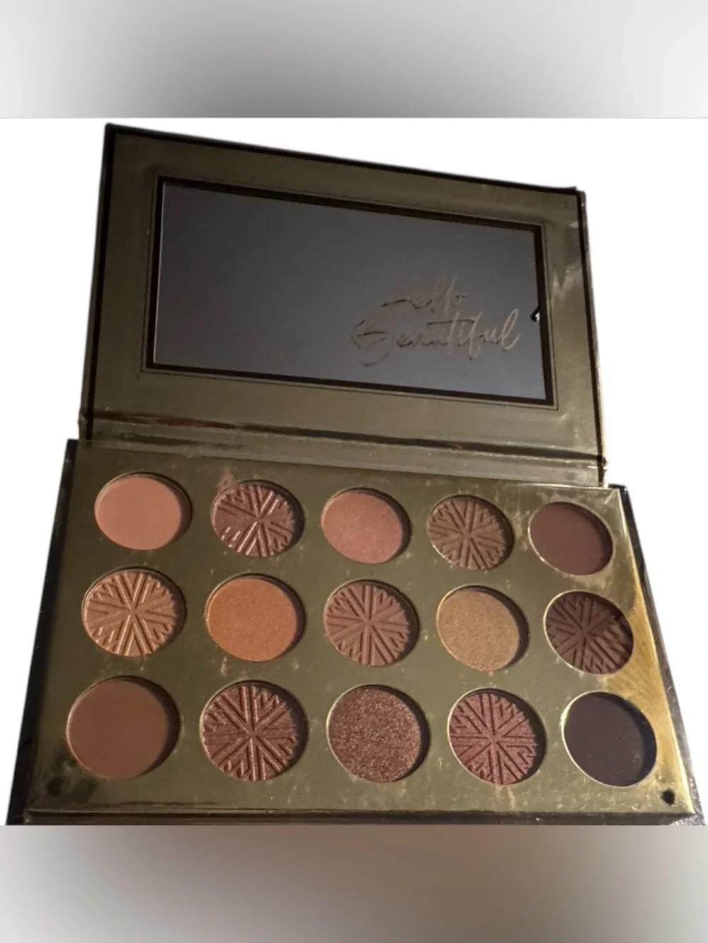 NWT Nicole Miller Golden Nudes Eyeshadow Palette 15 shades Matte Shimmer